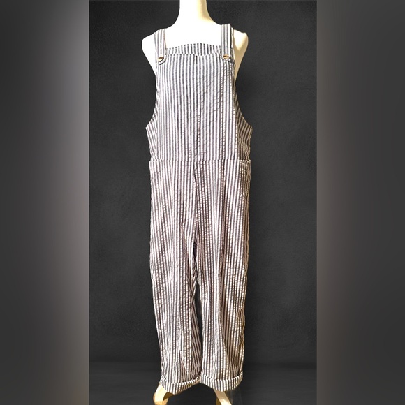 Striped Women's Jumpsuit - Picture 1 of 8